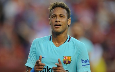 尊皇国际热评-伯贝又拿MVP到手软